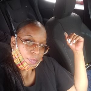 Meet your Posher, Tanisha